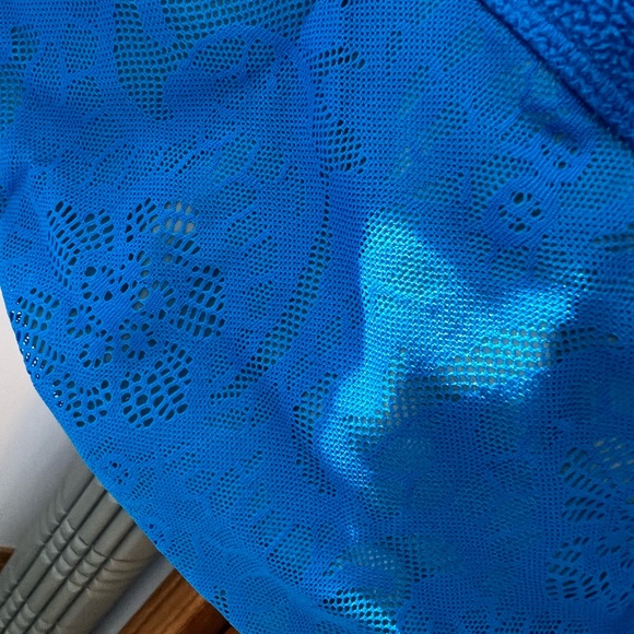 Lululemon fleece shirt. - Picture 6 of 7